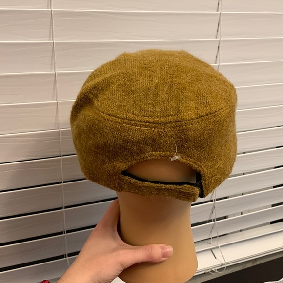 Soft Velvet and Knitted Wool Cheetah Print Cap main image 15